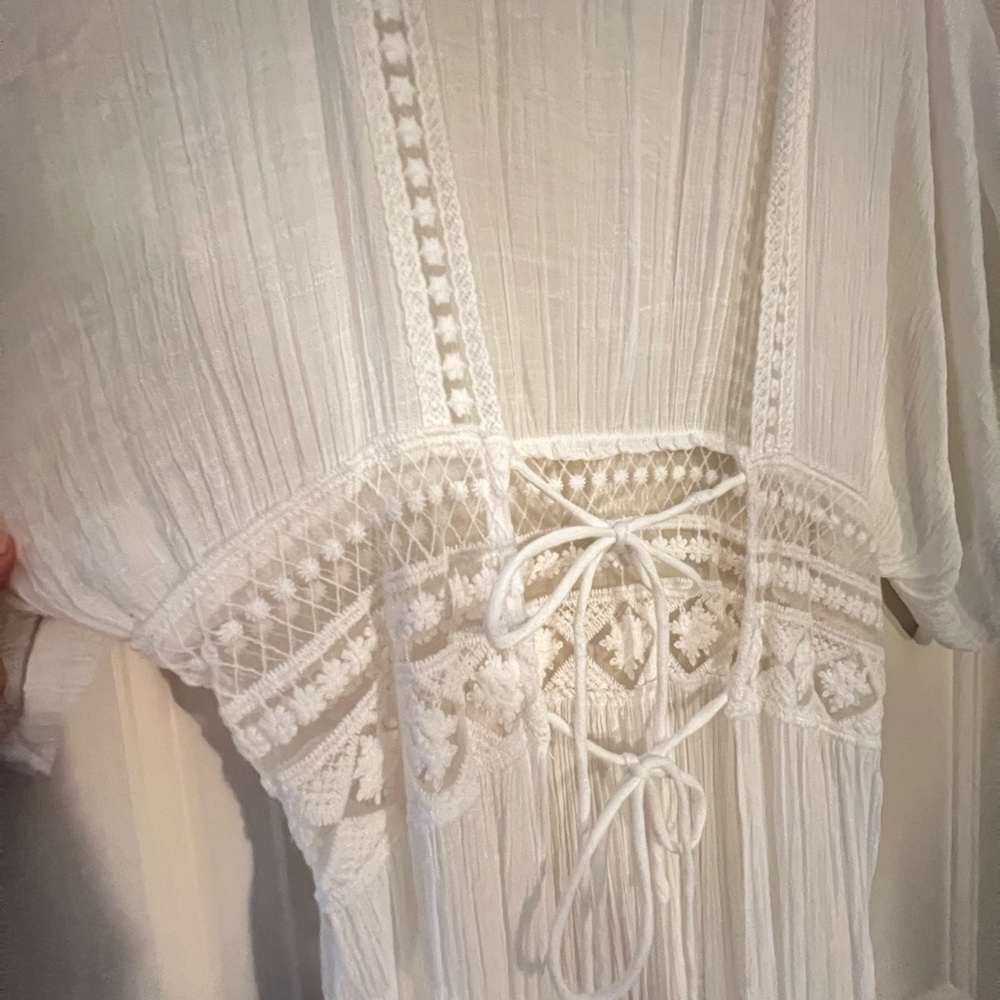 Vici White tie kimono - Picture 4 of 6